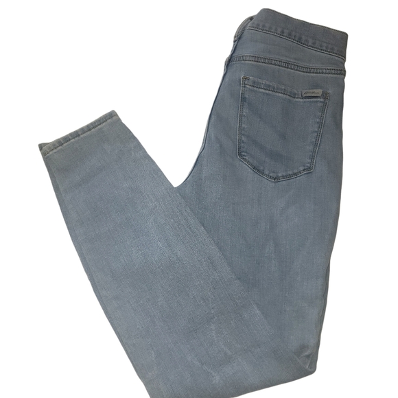 Eddie Bauer High-rise Skinny Leg Light Wash Jeans 8 - Picture 3 of 5